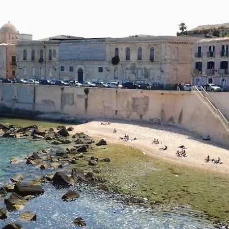 シラクーサCasa "Il Castello"アパートメント エクステリア 写真
